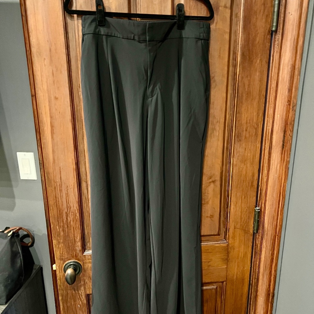 Athleta pinnacle high rise trouser in black